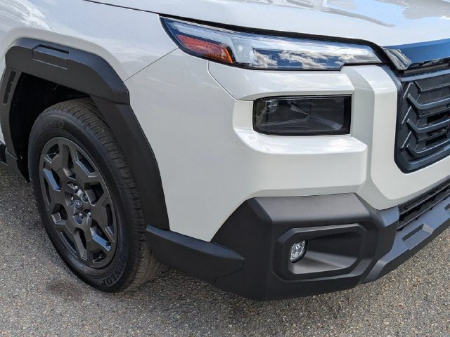 Certified 2026 Subaru Outback Premium AWD/4WD image 2