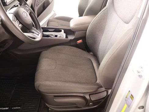 Used 2019 Hyundai Santa Fe SE image 10