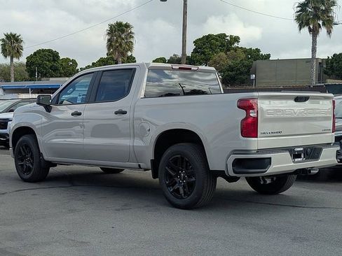 New 2026 Chevrolet Silverado 1500 Custom RWD image 10