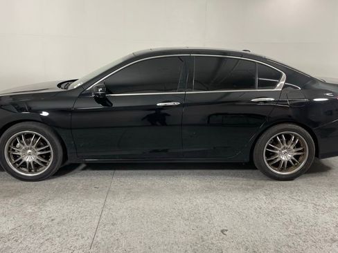 Used 2016 Honda Accord EX-L image 6