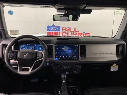 New 2025 Ford Bronco Outer Banks image 18