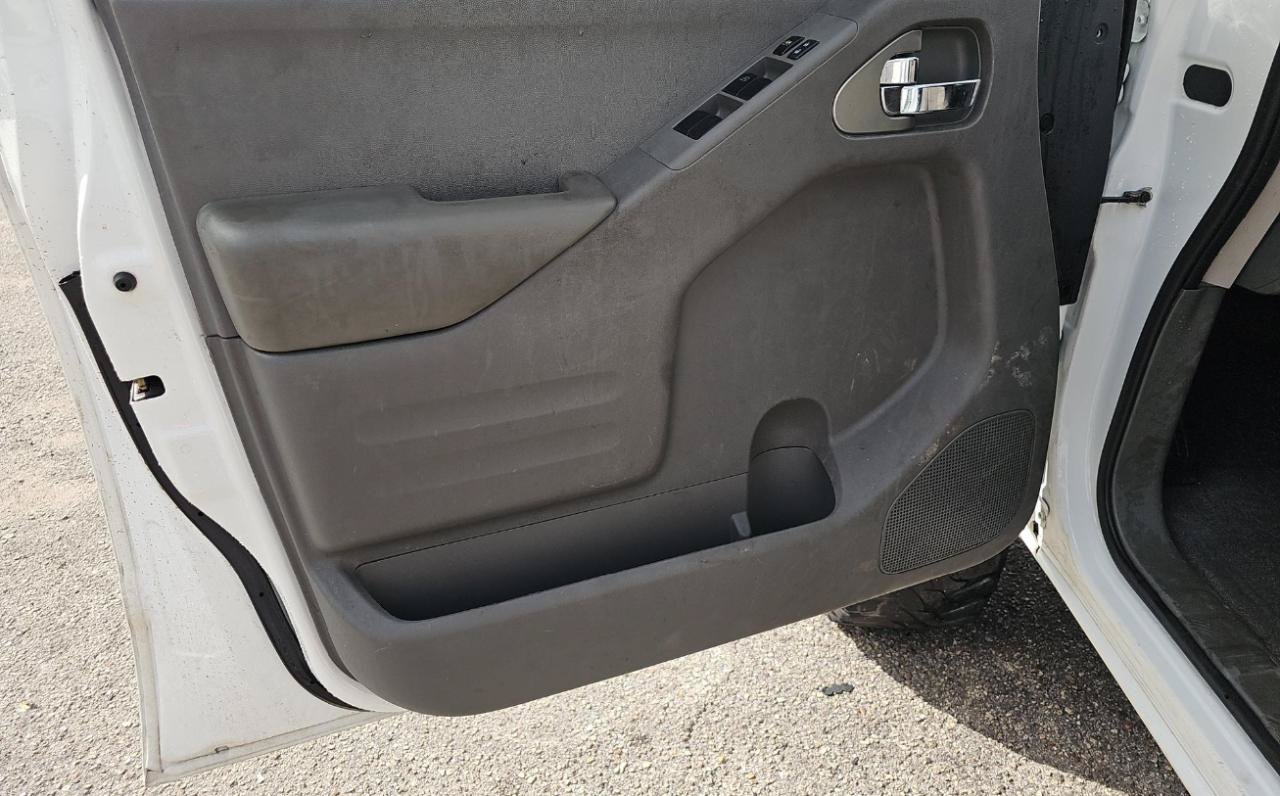 Used 2019 Nissan Frontier SV RWD image 12
