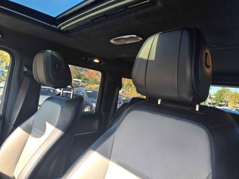 Used 2025 Mercedes-Benz G 580 w/ EQ Technology image 24