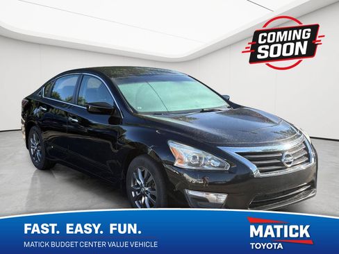 Used 2015 Nissan Altima 2.5 S w/ Special Edition Package FWD image 1