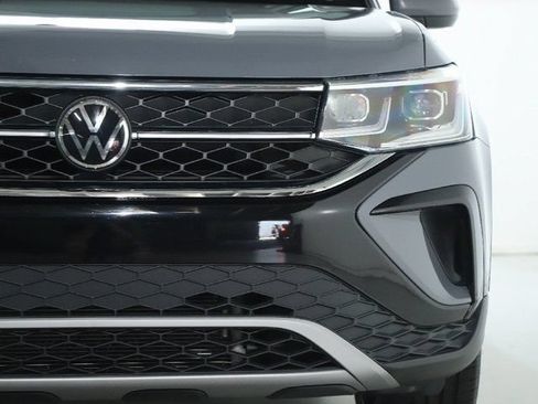 Certified 2023 Volkswagen Taos SEL AWD/4WD image 7