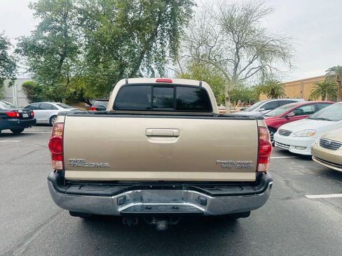 Used 2007 Toyota Tacoma PreRunner image 7