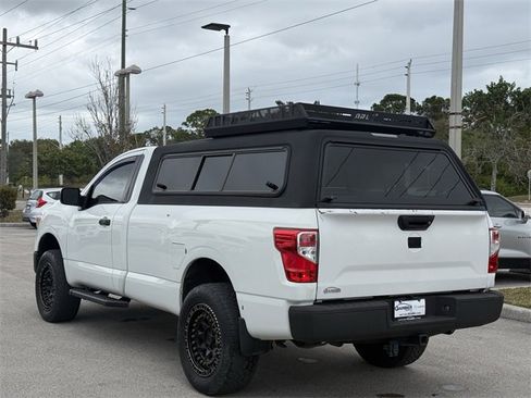 Used 2017 Nissan Titan S image 2