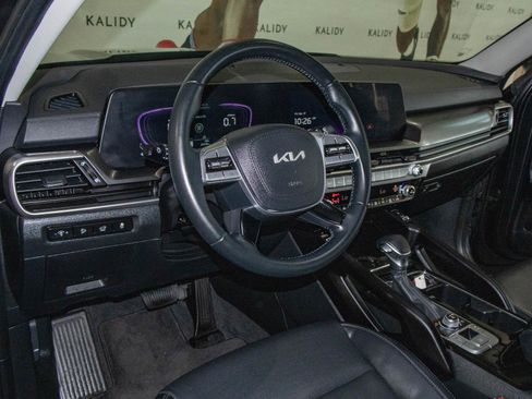 Used 2025 Kia Telluride S AWD/4WD image 6