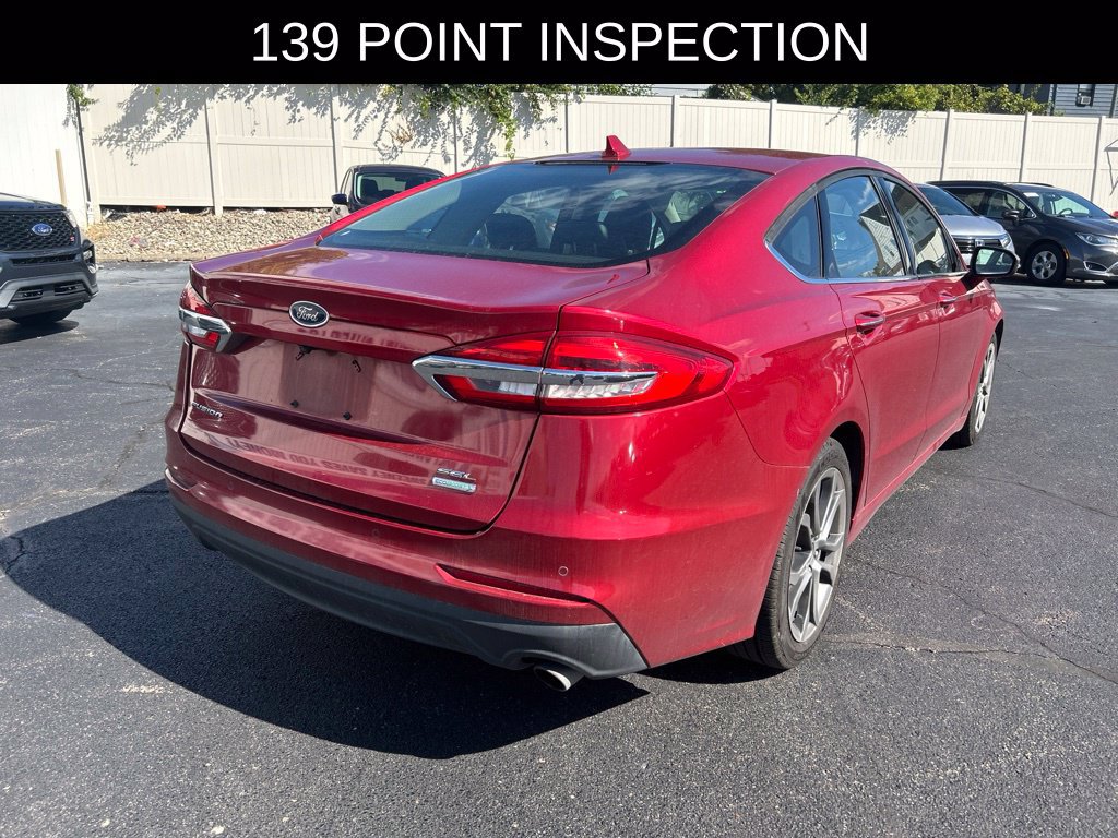 Used 2020 Ford Fusion SEL FWD image 4