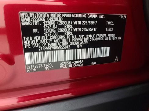 Used 2025 Toyota RAV4 XLE image 40