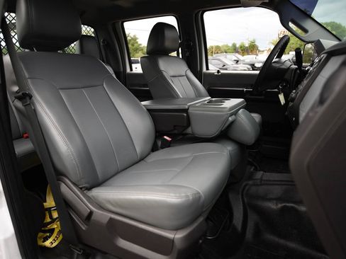 Used 2015 Ford F450 XL w/ Power Equipment Group AWD/4WD image 14