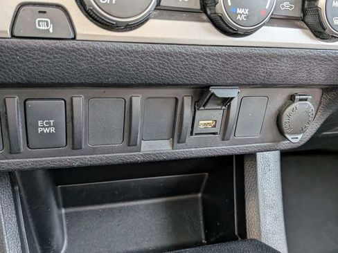 Used 2021 Toyota Tacoma SR w/ SR Convenience Package image 14