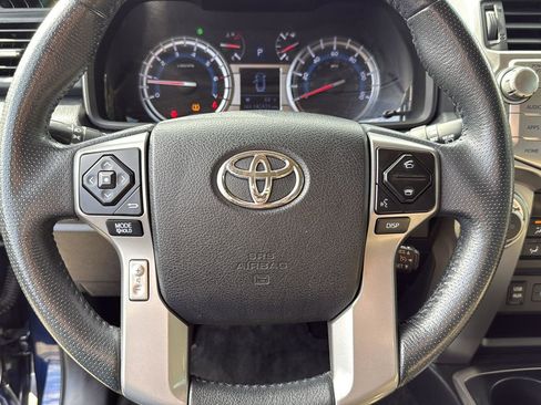 Used 2018 Toyota 4Runner Limited image 14