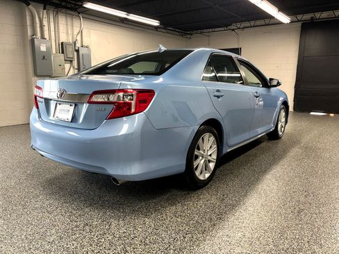 Used 2012 Toyota Camry XLE image 5