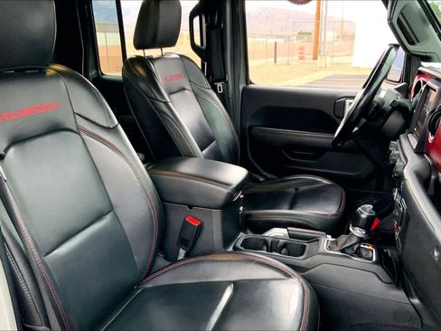 Used 2021 Jeep Gladiator Rubicon image 8