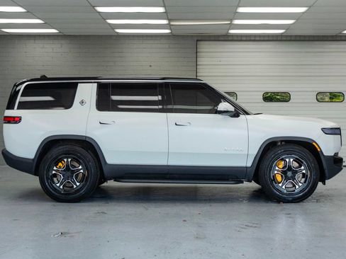 Used 2023 Rivian R1S Adventure AWD/4WD image 5