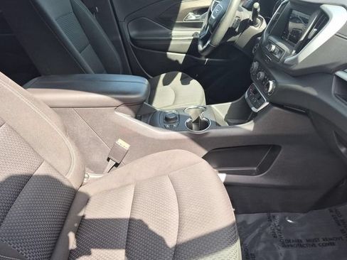 Used 2023 GMC Terrain SLE w/ Driver Convenience Package FWD image 29