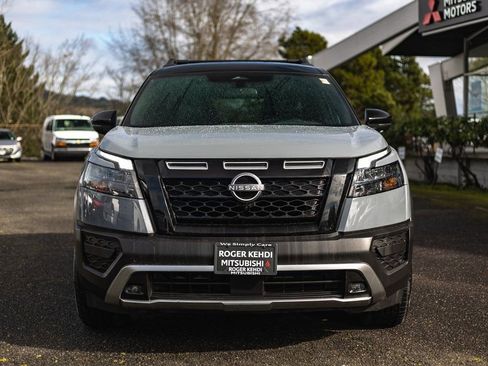 Used 2023 Nissan Pathfinder Rock Creek image 6