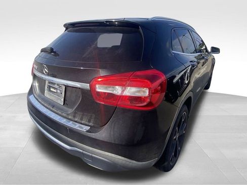 Used 2019 Mercedes-Benz GLA 250 image 9