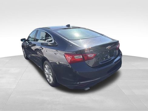 Used 2023 Chevrolet Malibu LT FWD image 4
