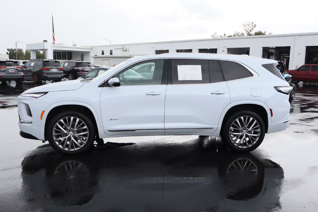 Certified 2026 Buick Enclave Avenir w/ Super Cruise Package AWD/4WD image 6