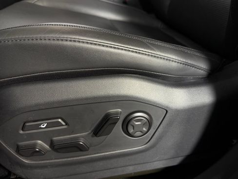 Used 2025 Hyundai Santa Fe Calligraphy image 25