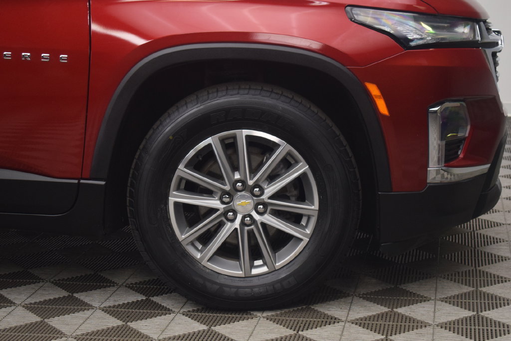 Used 2023 Chevrolet Traverse LT AWD/4WD image 26