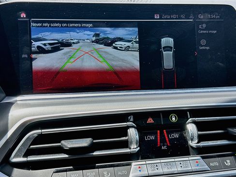Used 2019 BMW X5 xDrive40i w/ Convenience Package AWD/4WD image 14
