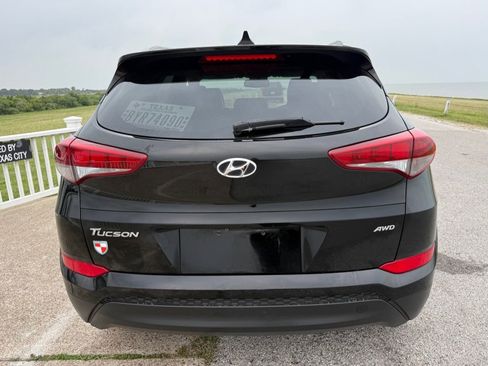 Used 2017 Hyundai Tucson SE Plus w/ Cargo Package AWD/4WD image 6