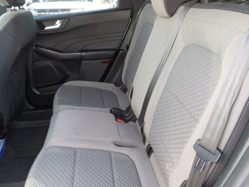 Certified 2021 Ford Escape SE image 6