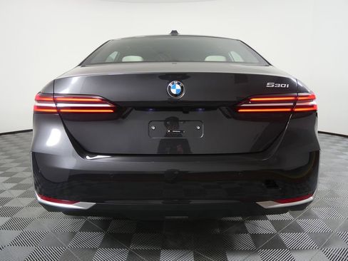 New 2026 BMW 530i image 4