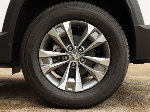 New 2026 Chevrolet Equinox LT image 35