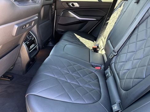 Used 2023 BMW X5 xDrive40i w/ M Sport Package image 18