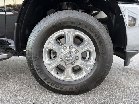 Used 2024 RAM 2500 Big Horn w/ Bed Utility Group image 13