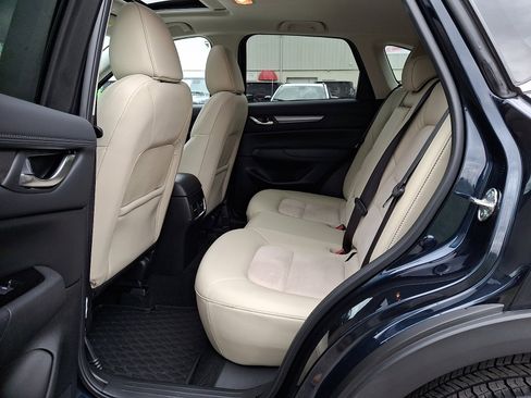 Used 2019 MAZDA CX-5 Touring image 12