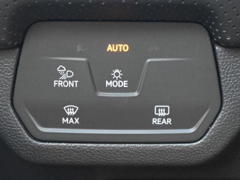 Used 2024 Volkswagen Atlas SEL image 27