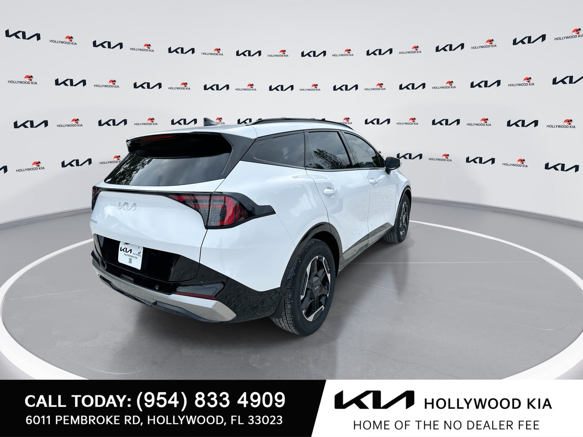 New 2026 Kia Sportage SX FWD image 8