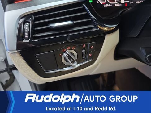 Used 2021 BMW 530i w/ Convenience Package RWD image 13