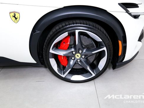 Used 2026 Ferrari Purosangue AWD/4WD image 37