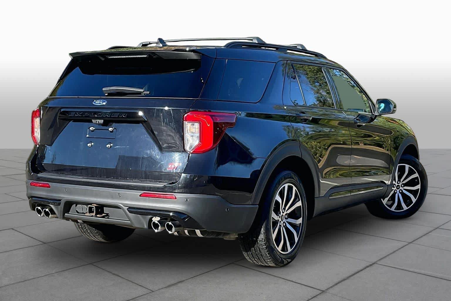 Used 2021 Ford Explorer ST w/ Equipment Group 401A AWD/4WD image 12
