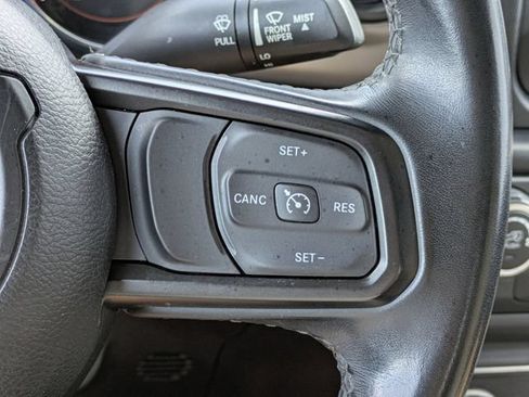 Certified 2020 Jeep Gladiator Sport w/ Quick Order Package 24S AWD/4WD image 17