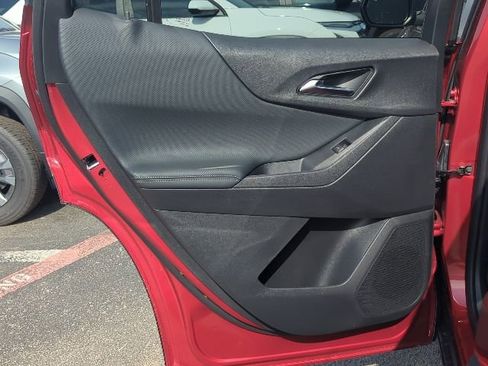 New 2026 Chevrolet Equinox LT w/ LPO, Floor Liner Package image 8