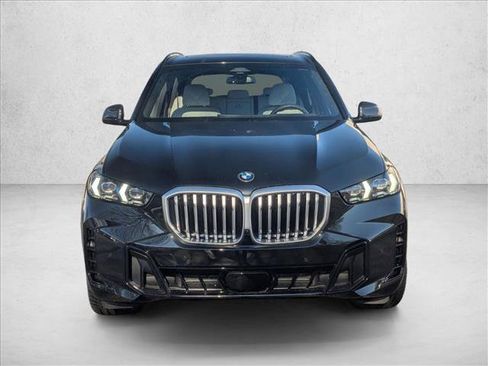 Used 2026 BMW X5 xDrive40i w/ M Sport Package AWD/4WD image 6