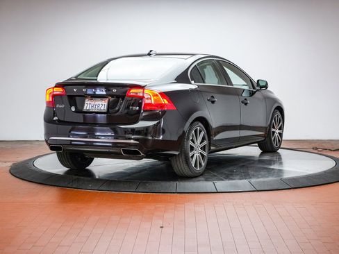 Used 2016 Volvo S60 T5 Premier FWD image 5