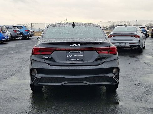 Certified 2023 Kia Forte LXS image 5