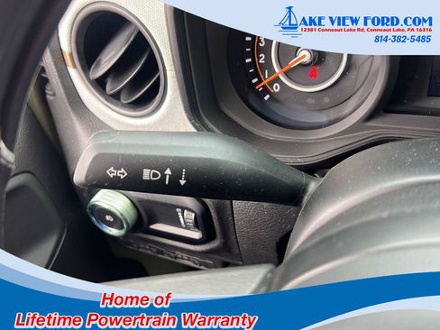 Used 2025 Jeep Wrangler Sport AWD/4WD image 27