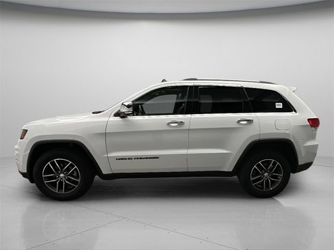 Used 2017 Jeep Grand Cherokee Limited w/ Luxury Group II image 2