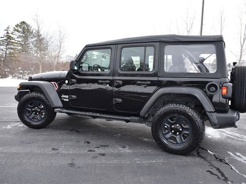 Used 2021 Jeep Wrangler Unlimited Sport image 9