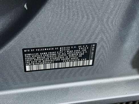 Used 2024 Volkswagen Jetta SE image 12