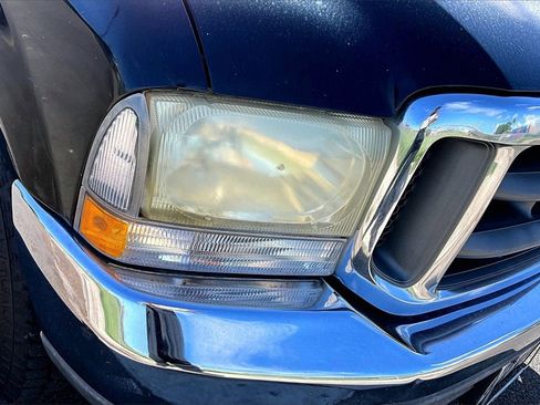 Used 2004 Ford F250 XL image 32